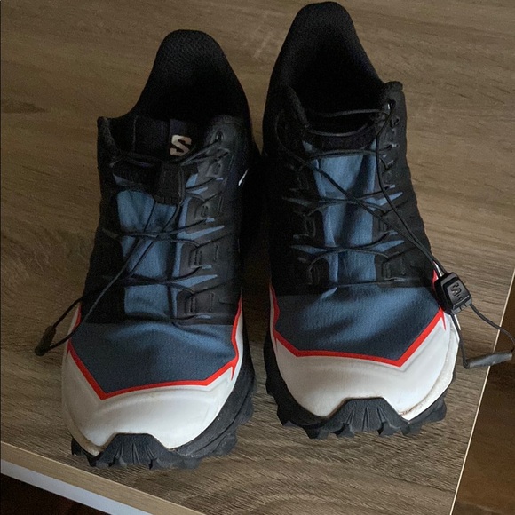 Salomon Women's Trail Running Shoes - Picture 2 of 5